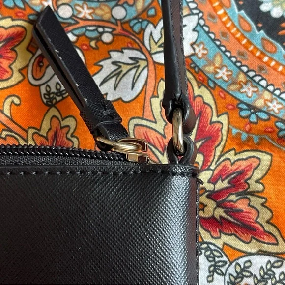 DKNY Black crossbody bag with adjustable strap 100%PVC - Picture 2 of 16